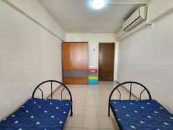 Blk 239 Hougang Street 22 (Hougang), HDB 4 Rooms #464247091